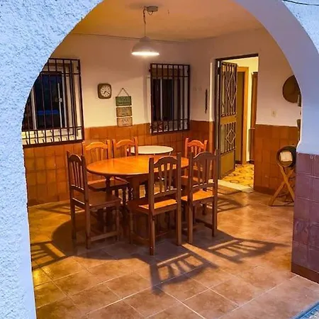 Caliquena, Villa *