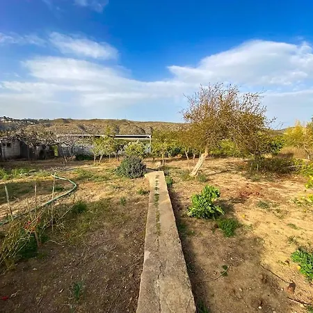 Caliquena, Villa *